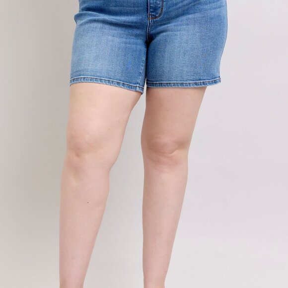 Hazel Blues® | Judy Blue 2 Button Denim Shorts with Pockets - Picture 1 of 16